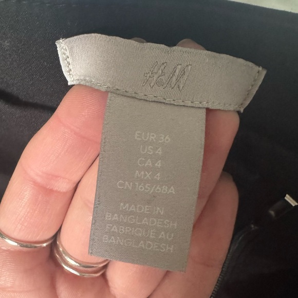 Classic Black Slacks- Cropped - Picture 2 of 3